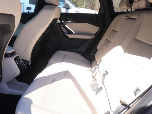 Used 2023 BMW X1 xDrive28i w/ Premium Package image 14