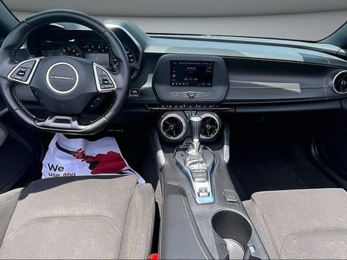 Used 2023 Chevrolet Camaro LT RWD image 7