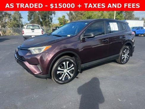 Used 2018 Toyota RAV4 LE w/ All Weather Liner Package image 3