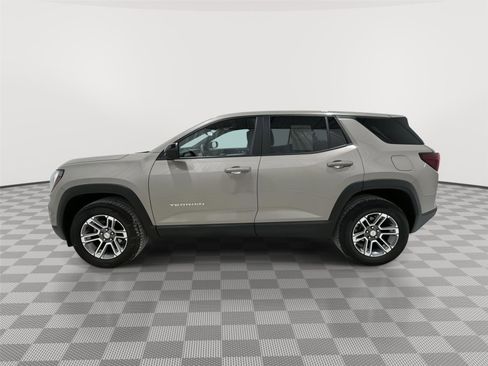 Used 2025 GMC Terrain Elevation image 2