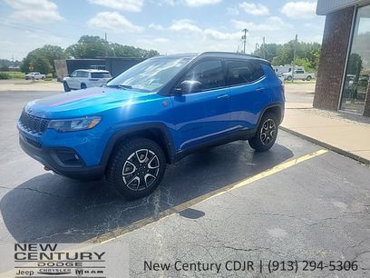 Used 2025 Jeep Compass Trailhawk