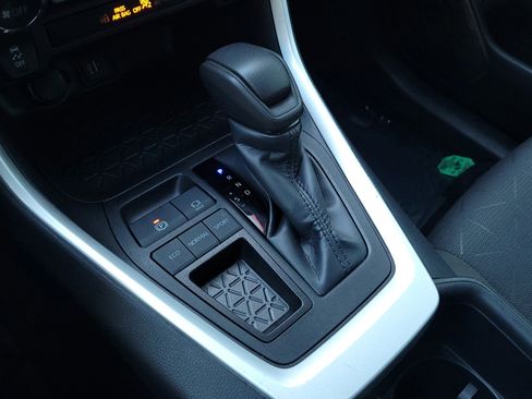 Certified 2024 Toyota RAV4 XLE image 16