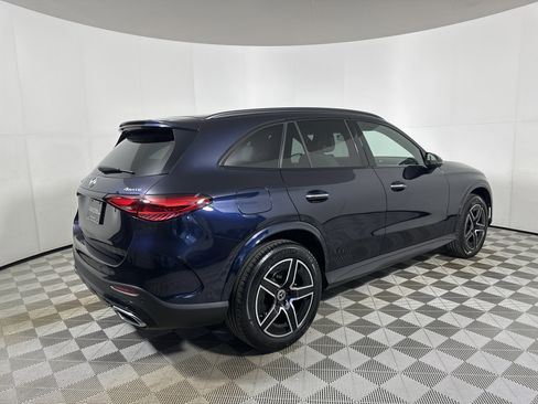 Used 2023 Mercedes-Benz GLC 300 4MATIC image 7