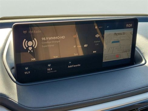 Used 2023 Acura MDX SH-AWD w/ Technology Package image 25