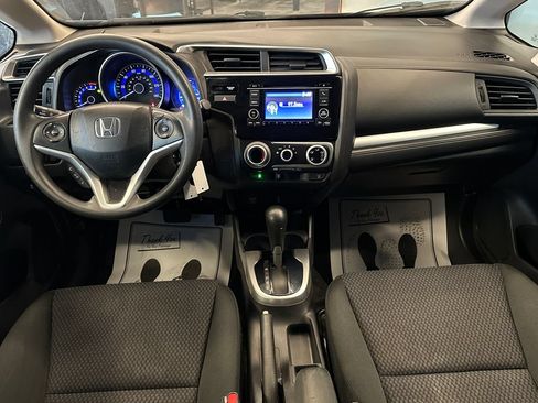 Used 2019 Honda Fit LX image 9