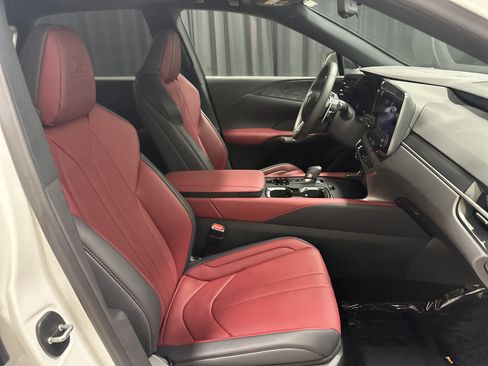Used 2023 Lexus RX 350 F Sport w/ Accessory Package AWD/4WD image 34