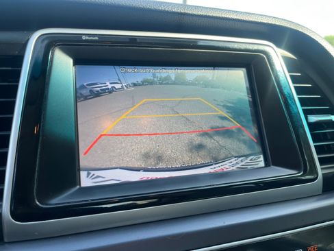 Used 2019 Hyundai Sonata SE FWD image 28