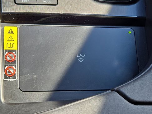 Certified 2023 Lexus ES 300h w/ Luxury Package image 26