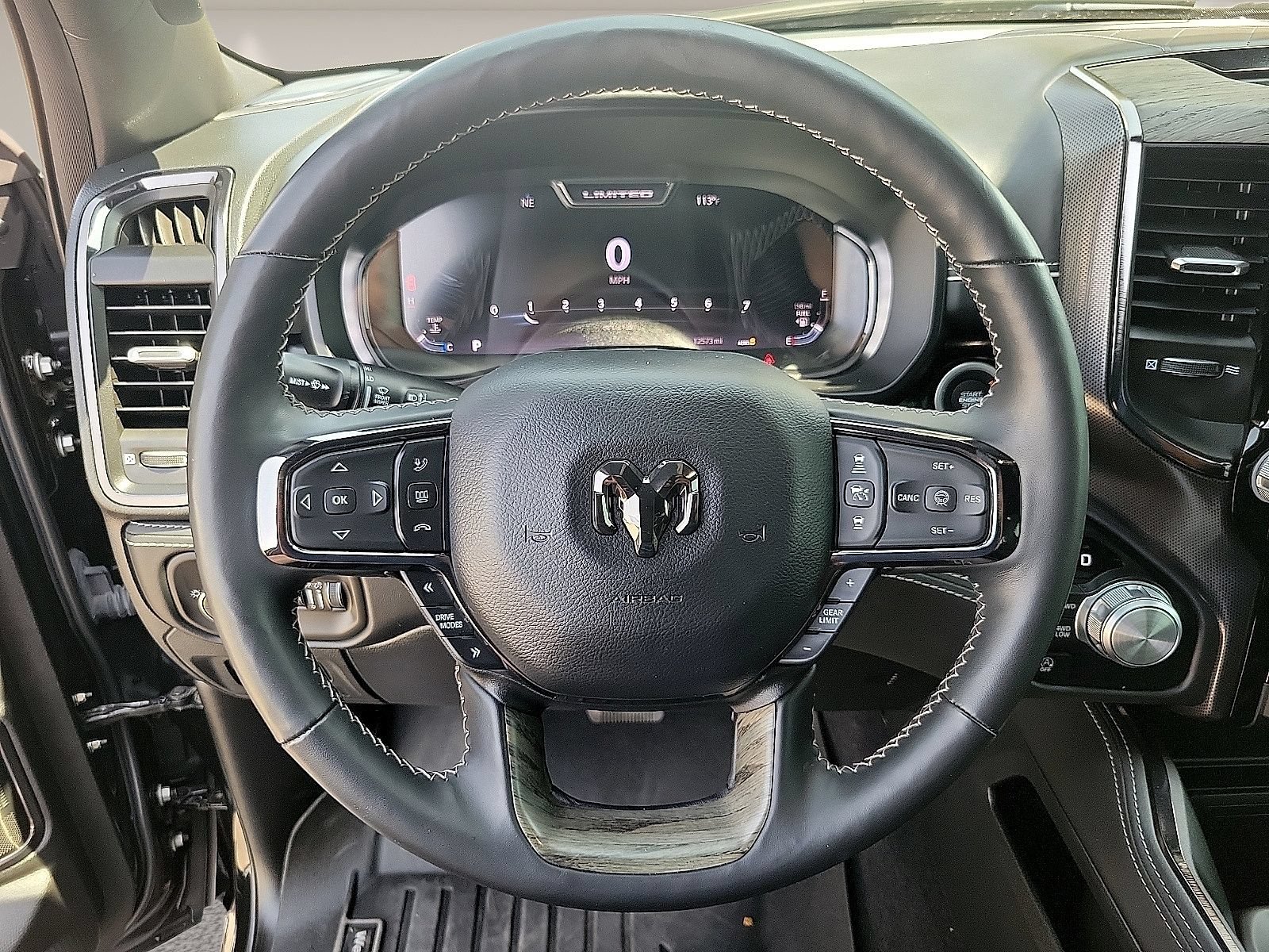 Used 2025 RAM 1500 Limited AWD/4WD image 13