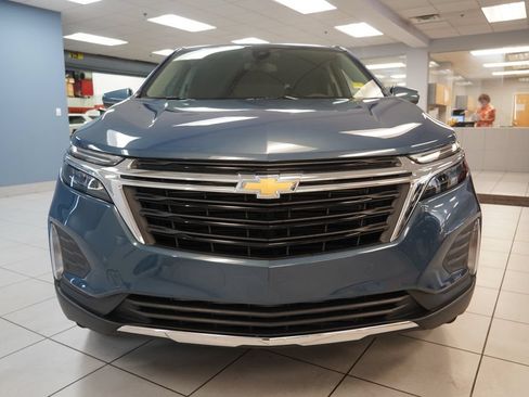 Used 2024 Chevrolet Equinox LT FWD image 13