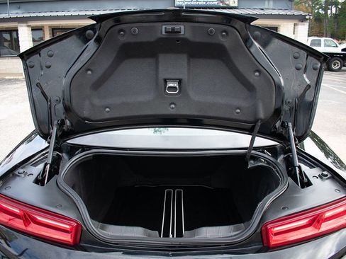 Used 2016 Chevrolet Camaro LT image 30