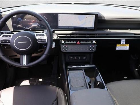 New 2026 Hyundai Tucson Limited AWD/4WD image 23