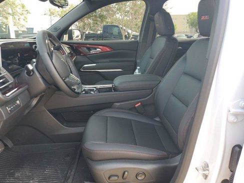 New 2026 Chevrolet Traverse Z71 w/ Enhanced Driving Package AWD/4WD image 19