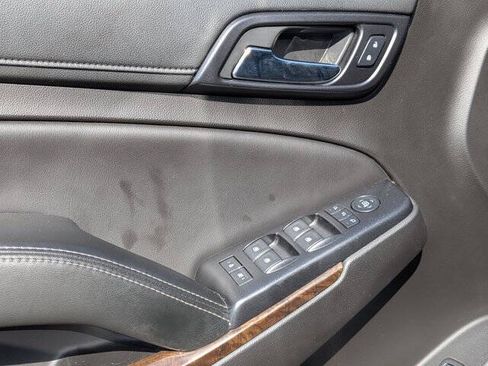 Used 2017 Chevrolet Suburban LT AWD/4WD image 13