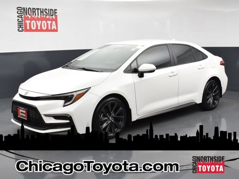 Used 2023 Toyota Corolla SE w/ Carpet Mat Package (TMS) FWD image 1