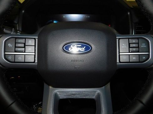 New 2025 Ford F150 Lightning Lariat image 30