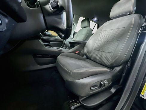Used 2018 GMC Terrain SLE w/ Driver Convenience Package FWD image 13