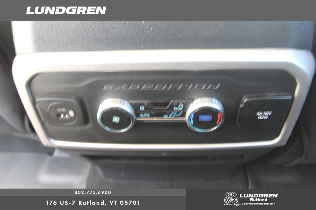 Used 2023 Ford Expedition XLT AWD/4WD image 12