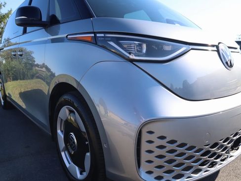 Used 2025 Volkswagen ID. Buzz Pro S image 68