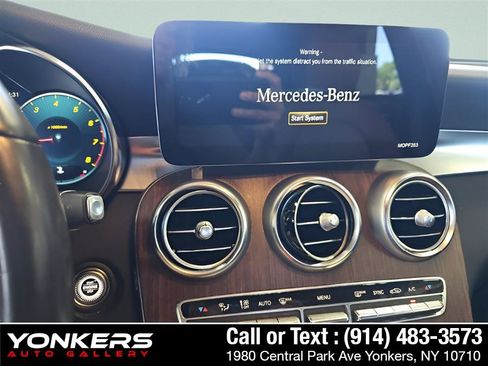Used 2022 Mercedes-Benz GLC 300 4MATIC w/ AMG Line image 11