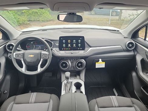 New 2025 Chevrolet Blazer LT w/ Convenience Package image 15