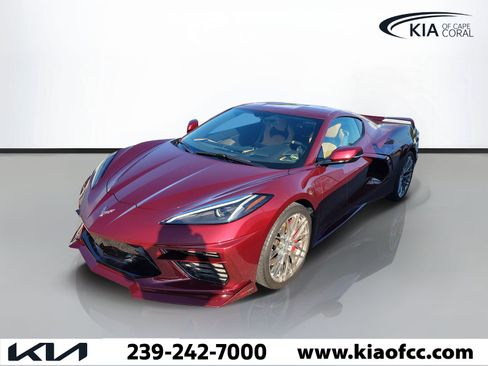 Used 2020 Chevrolet Corvette Stingray Premium Cpe w/ 3LT Preferred Equipment Group RWD image 3