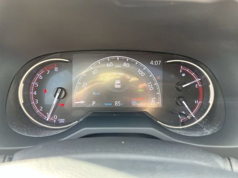 Used 2020 Toyota RAV4 Limited AWD/4WD image 17