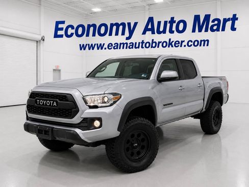 Used 2016 Toyota Tacoma TRD Off-Road w/ Towing Package AWD/4WD image 1