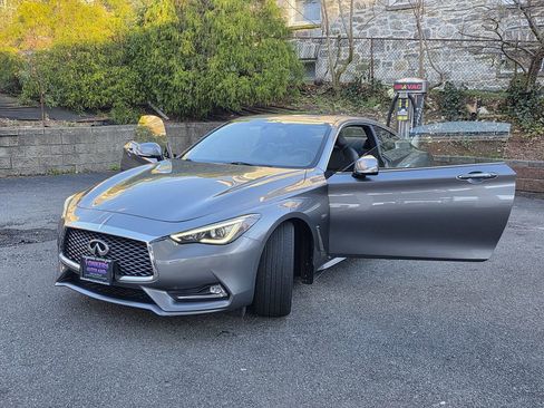 Used 2017 INFINITI Q60 w/ Premium Plus Package 3.0T image 27