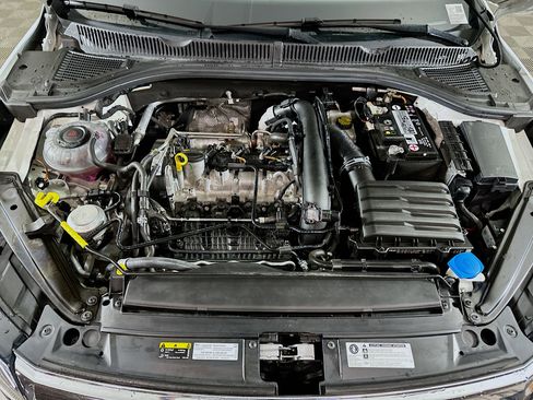 Used 2020 Volkswagen Jetta SE image 32