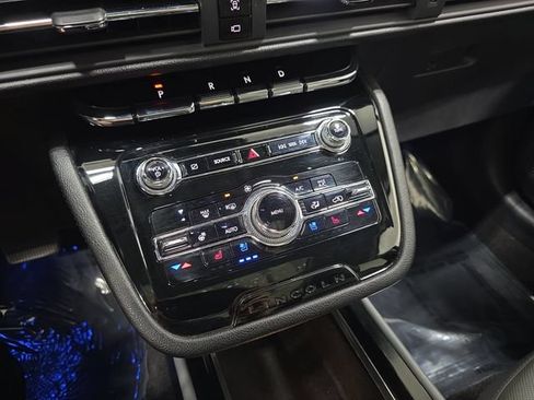Certified 2022 Lincoln Corsair AWD w/ Premium Package image 21