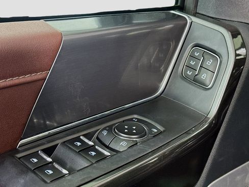 Used 2021 Ford F150 Lariat w/ Equipment Group 502A High image 17