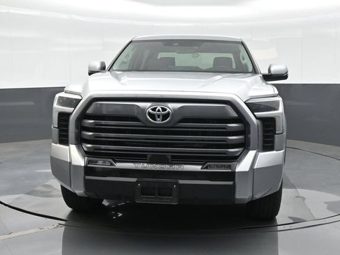 Used 2024 Toyota Tundra Limited w/ Power Package AWD/4WD image 12