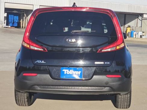 Used 2021 Kia Soul EX image 8