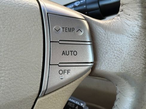 Used 2006 Toyota Avalon Limited image 43