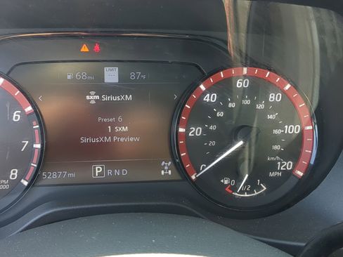 Used 2023 Nissan Titan PRO-4X w/ Pro-4x Convenience Package AWD/4WD image 21