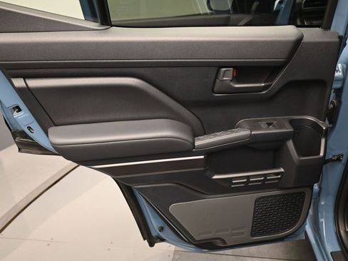 Used 2025 Toyota 4Runner SR5 image 27