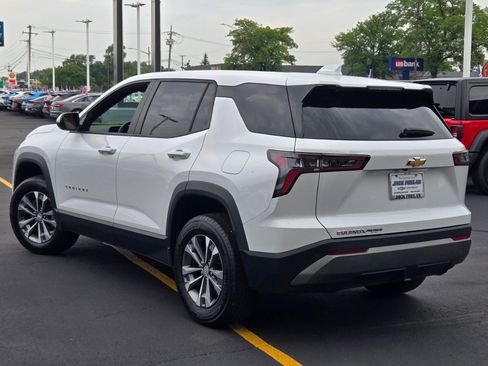 Certified 2025 Chevrolet Equinox LT FWD image 15