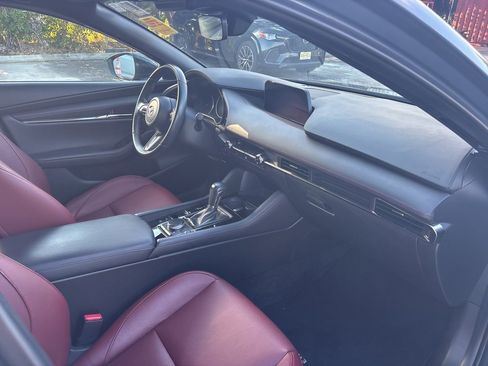 Used 2024 MAZDA MAZDA3 s image 12