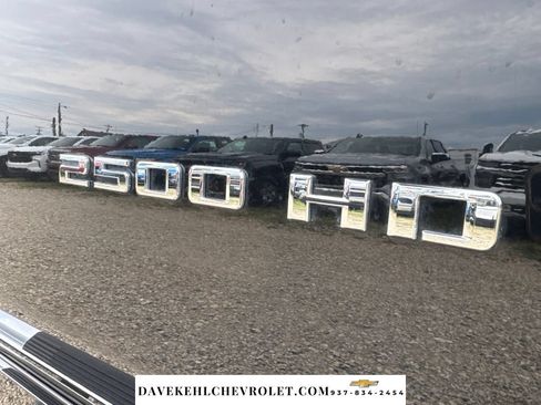 Used 2022 Chevrolet Silverado 2500 LT w/ Convenience Package AWD/4WD image 13