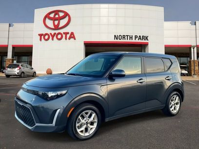 Used 2024 Kia Soul LX w/ Option Group 015