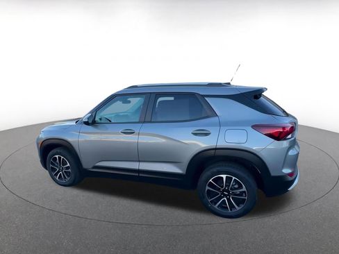 Used 2025 Chevrolet TrailBlazer LT image 10