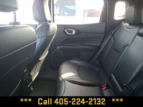 Used 2025 Jeep Compass Trailhawk AWD/4WD image 15