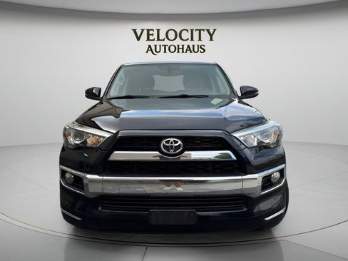 Used 2017 Toyota 4Runner Limited AWD/4WD image 2