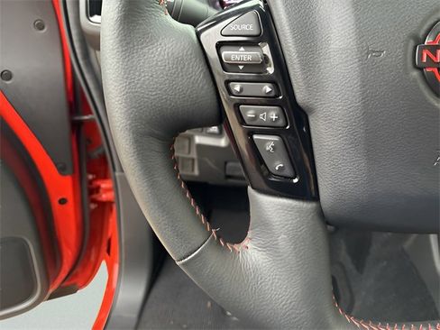 Used 2025 Nissan Frontier Pro-X w/ Pro Convenience Package image 23