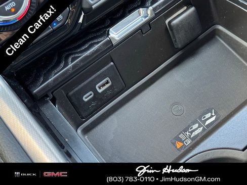 Used 2024 GMC Yukon XL Denali image 36