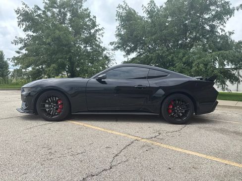 Used 2024 Ford Mustang GT Premium RWD image 4