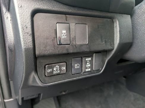Used 2020 Toyota Tacoma TRD Sport AWD/4WD image 17