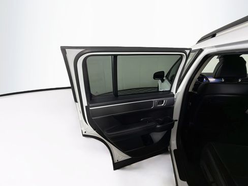Used 2025 Hyundai Santa Fe SEL FWD image 26