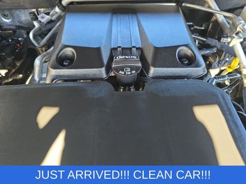 Used 2023 Chevrolet Colorado LT w/ LT Convenience Package II image 30